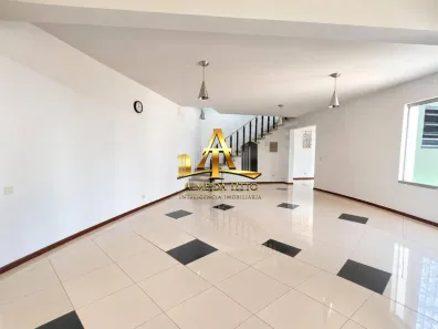 Casa com 3 Quartos para alugar, 120m² no Centro, Barueri