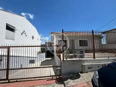 Prédio/Edifício Inteiro com 7 Quartos à venda, 342m² no Ipiranga, São José
