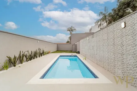 Casa com 3 Quartos à venda, 172m² no Santo Antônio, Joinville
