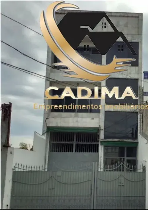 Foto do imóvel - Prédio com Térreo + dois andares.