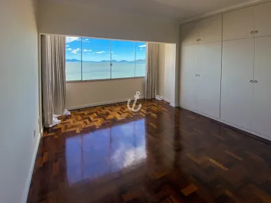 Apartamento com 2 Quartos para alugar, 121m² no Centro, Florianópolis