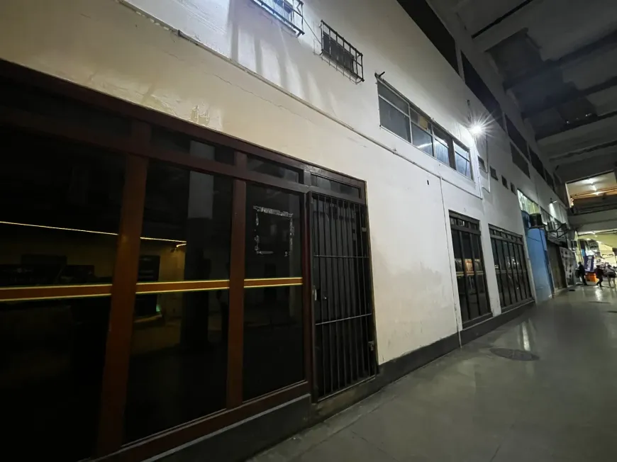Foto do imóvel - RETAIL_CENTER para alugar com 100 m² e 2 banheiros em