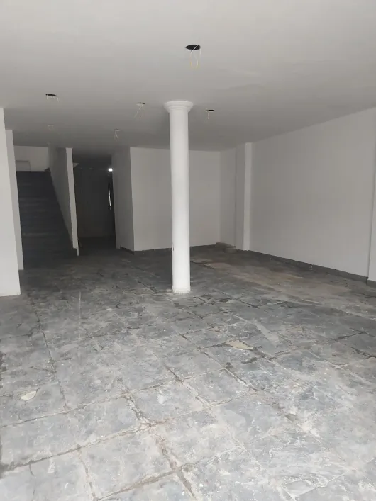 Foto do imóvel - Loja / Salão / Ponto Comercial para venda ou aluguel, 304m²