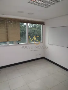 Loja / Salão / Ponto Comercial para alugar, 62m² no Jardim da Glória, Cotia