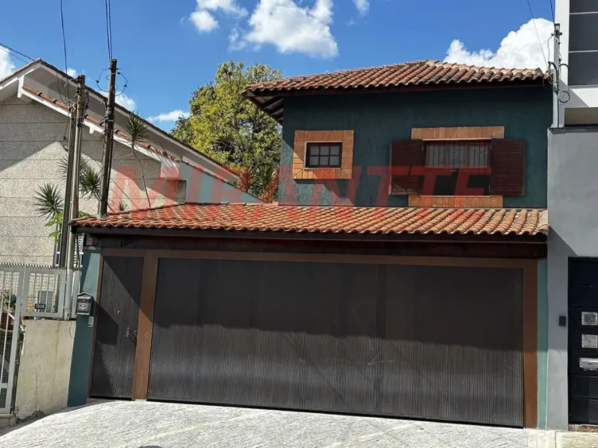 Foto do imóvel - Casa à venda com 3 quartos, 1 suíte, 126 m², 3 banheiros e 3 vagas na garagem em