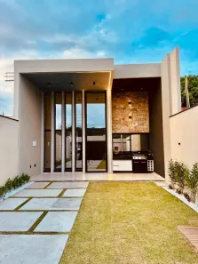 Casa de Condomínio com 4 Quartos à venda, 140m² no Guaribas, Eusébio