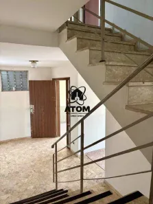 Casa com 3 Quartos para alugar, 166m² no Centro, Taubaté