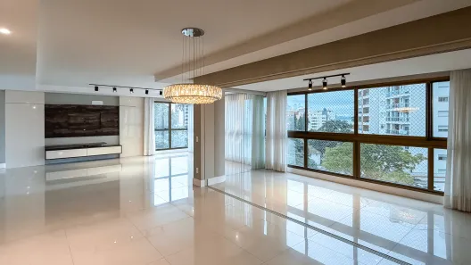 Apartamento com 4 Quartos à venda, 256m² no Centro, Florianópolis