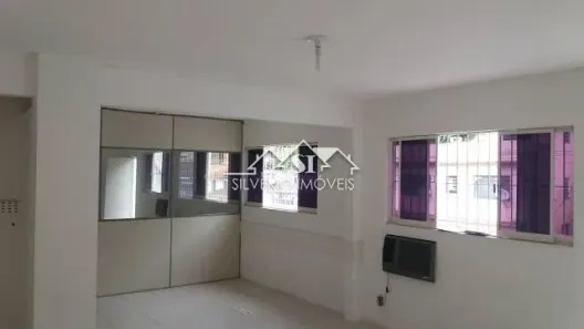 Conjunto Comercial / Sala à venda, 96m² no Alto da Serra, Petrópolis