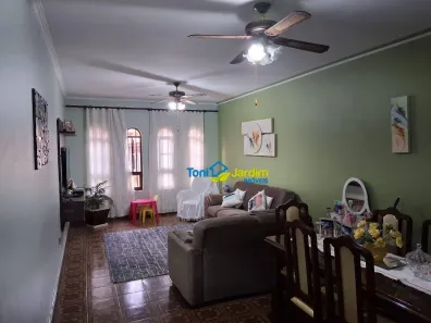 Sobrado com 4 Quartos à venda, 252m² no Vila Francisco Matarazzo, Santo André