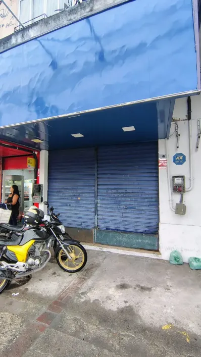 Foto do imóvel - Ponto comercial/Loja/Box à venda ou para alugar com 1 banheiro e 80 m², próximo à Estação.