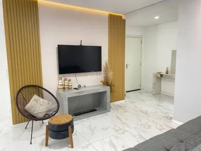 Apartamento com 2 Quartos para alugar, 90m² no Tabuleiro, Camboriú