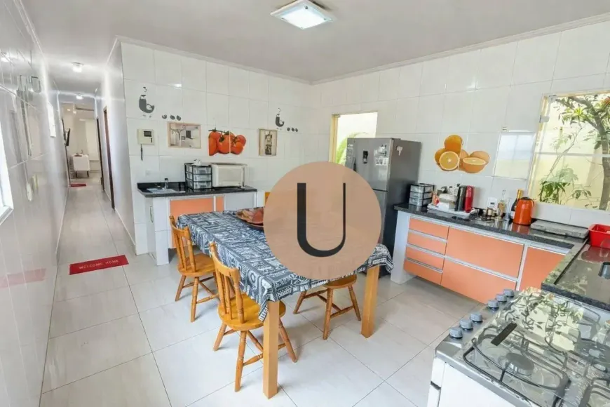 Foto do imóvel - Casa à venda com 3 quartos, 3 suítes, 171 m², 5 banheiros e 2 vagas na garagem em