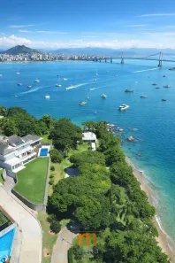 Casa de Condomínio com 4 Quartos à venda, 946m² no Cacupé, Florianópolis