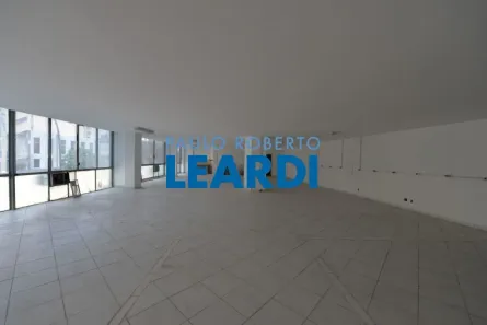 Loja / Salão / Ponto Comercial à venda, 500m² no Santa Cecília, São Paulo