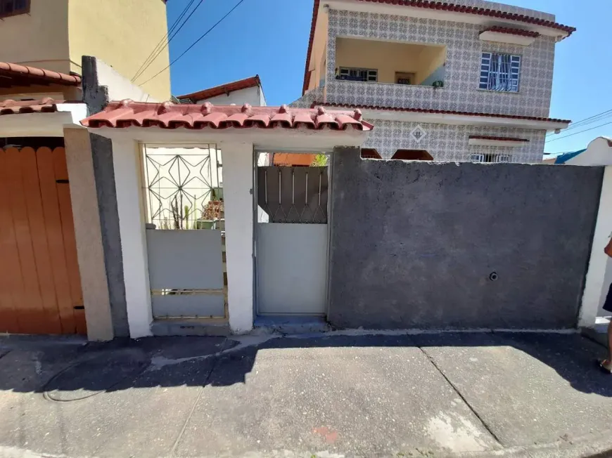 Foto do imóvel - Casa para alugar com 1 quarto, 1 banheiro, 60 m², varanda e área de serviço em