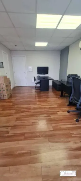Foto do imóvel - Sala/Conjunto/Escritório à venda com 36 m², 1 banheiro e 1 vaga na garagem em