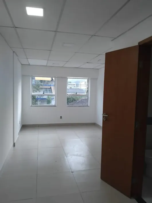 Foto do imóvel - Sala/Conjunto/Escritório para alugar com 32 m², 1 vaga na garagem em