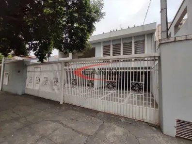 Casa com 6 Quartos à venda, 480m² no Centro, Bauru