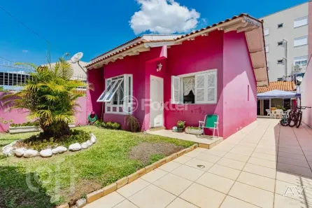Casa com 2 Quartos à venda, 180m² no Igara, Canoas