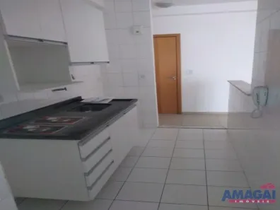 Apartamento com 2 Quartos para alugar, 64m² no Centro, Jacareí
