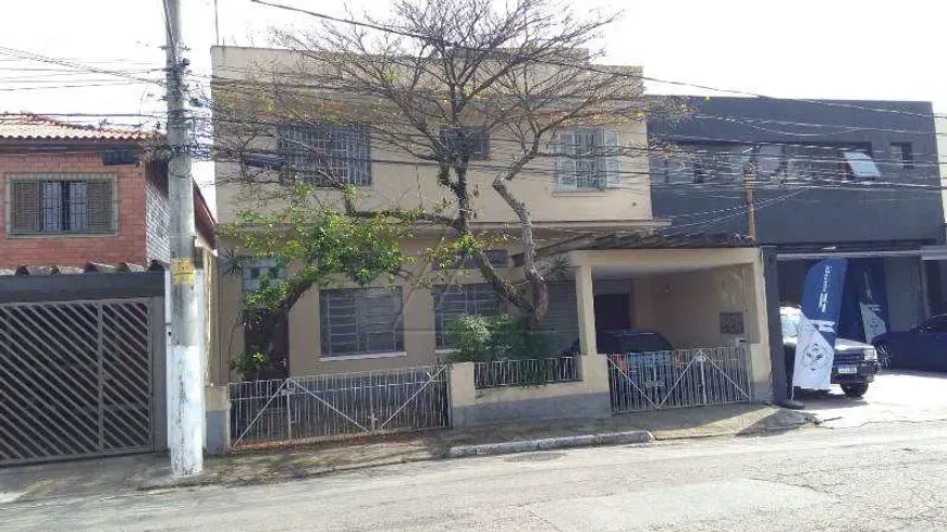 Foto do imóvel - Casa à venda com 3 quartos, 2 banheiros e 2 vagas na garagem de 310 m² em