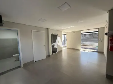 Prédio Inteiro para alugar, 264m² no Lídice, Uberlândia