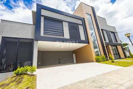 Casa de Condomínio com 3 Quartos à venda, 351m² no Cascatinha, Curitiba