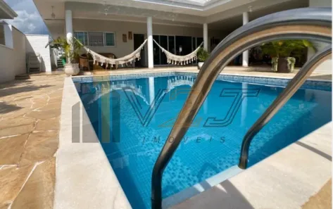 Sobrado com 4 Quartos à venda, 688m² no Centro, Vinhedo