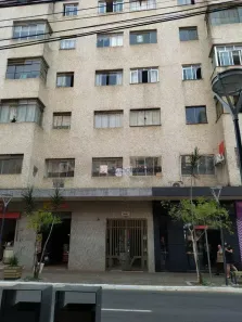 Apartamento com 2 Quartos à venda, 60m² no Centro, Londrina