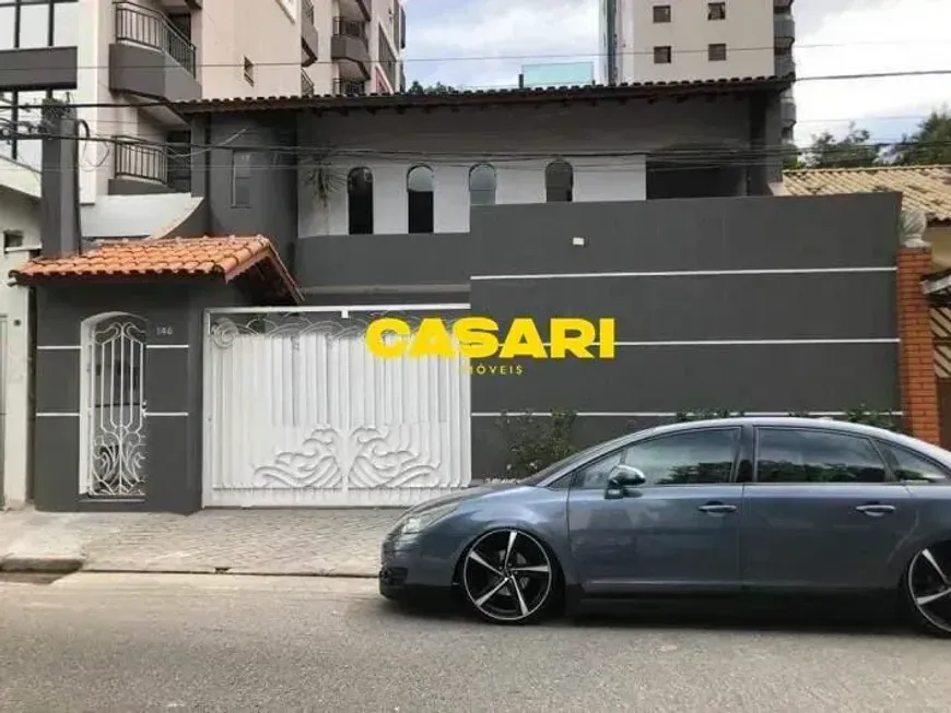 Foto do imóvel - Sobrado para alugar com 3 quartos, 3 suítes, 5 banheiros e 8 vagas na garagem em