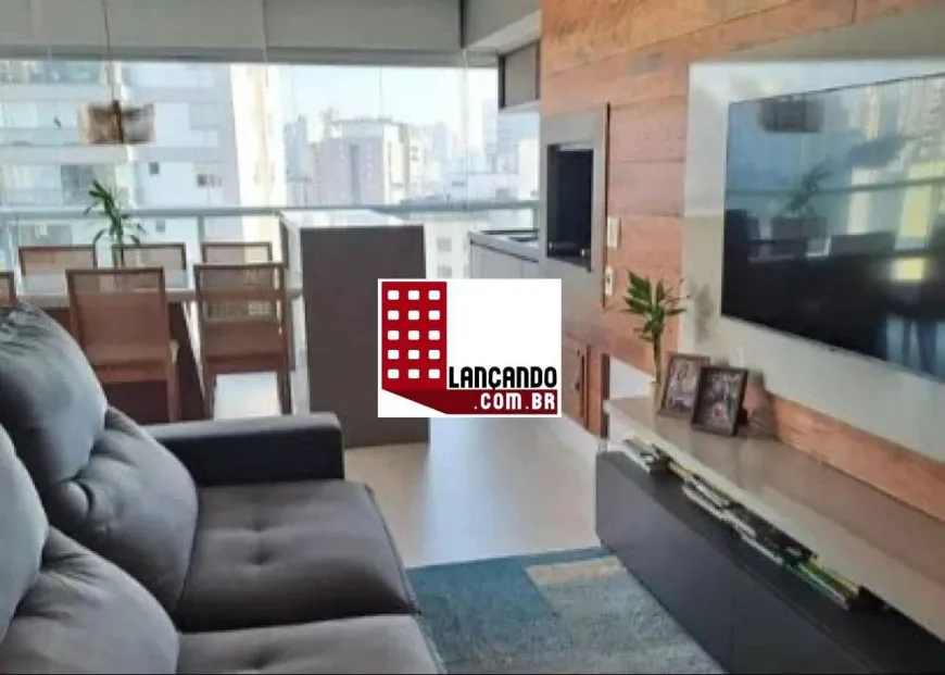 Foto do imóvel - Apartamento à venda com 3 quartos, 1 suíte, 97 m², 3 banheiros e 2 vagas próximo ao Metrô Praça.