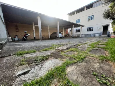 Prédio/Edifício Inteiro com 9 Quartos à venda, 320m² no Santos Dumont, Juiz de Fora