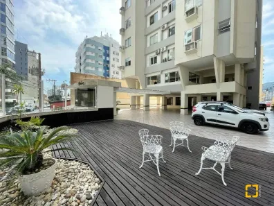 Apartamento com 2 Quartos à venda, 102m² no Centro, Florianópolis