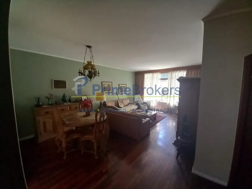Foto do imóvel - Casa para alugar com 4 quartos, 1 suíte, 4 banheiros e 6 vagas na garagem próximo ao Metrô.