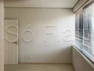Casa Comercial à venda, 35m² no Cidade Monções, São Paulo