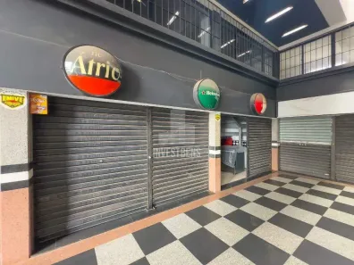 Loja / Salão / Ponto Comercial à venda, 124m² no Santa Lúcia, Belo Horizonte