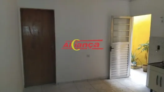 Casa com 1 Quarto para alugar, 80m² no Centro, Guarulhos