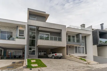 Casa de Condomínio com 4 Quartos à venda, 281m² no Uberaba, Curitiba