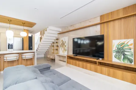 Casa de Condomínio com 3 Quartos à venda, 199m² no Xaxim, Curitiba