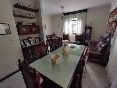 Prédio/Edifício Inteiro com 23 Quartos à venda, 587m² no Padre Eustáquio, Belo Horizonte