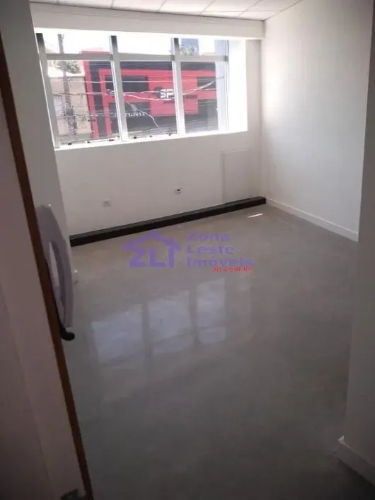 Foto do imóvel - Salas de 20 m² e 30m² - 350m do Metro TatuapéTotal de 7 salas reformadas com ar