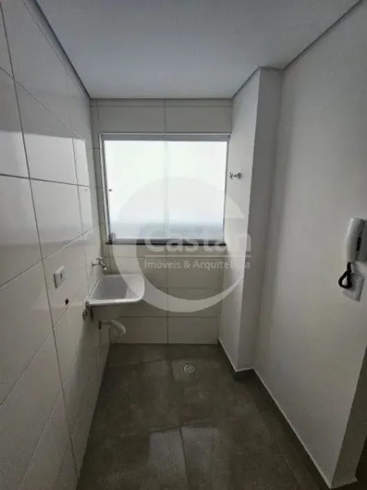 Foto do imóvel - Apartamento à venda com 2 quartos, 1 banheiro, 1 vaga na garagem e elevador no condomínio em