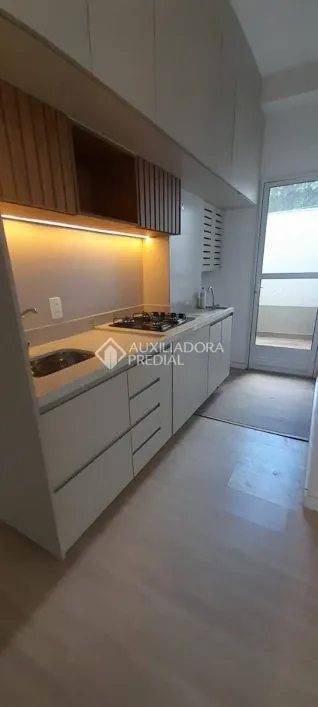 Foto do imóvel - Apartamento à venda com 3 quartos, 1 banheiro, 1 vaga na garagem, condomínio com piscina e.