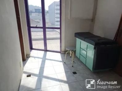 Prédio Inteiro com 2 Quartos à venda, 48m² no Gonzaga, Santos