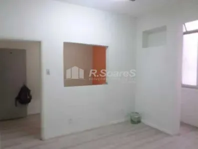 Kitnet com 1 Quarto à venda, 32m² no Centro, Rio de Janeiro
