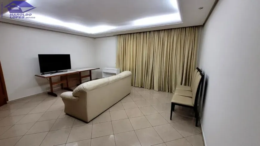 Foto do imóvel - Casa à venda com 3 quartos, 1 suíte, 145 m², 2 banheiros e 2 vagas, próximo ao Metrô Tucuruvi.