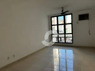 Conjunto Comercial / Sala à venda, 30m² no Centro, Niterói