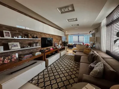 Apartamento com 3 Quartos à venda, 290m² no Centro, Florianópolis