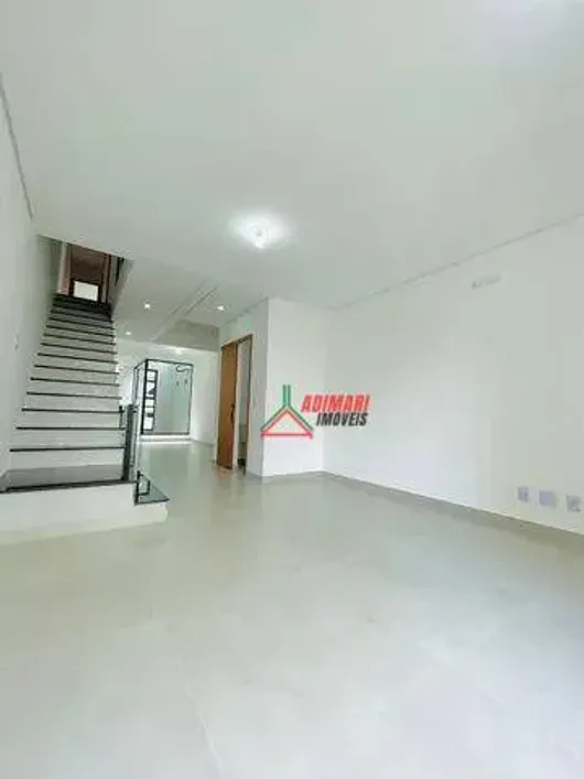 Foto do imóvel - Sobrado à venda com 4 quartos, 1 suíte, de 160 a 170 m², 2 a 4 banheiros e 2 vagas próximo ao.